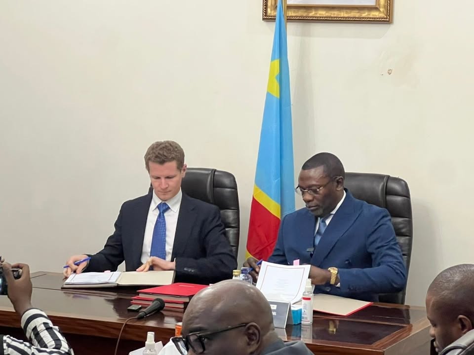 ebalemozindo's tweet photo. #RDC: #APCSC.
Le siège de l’APCSC accueille actuellement la signature du contrat d’audit financier et technique relatif au partenariat sino-congolais pour la période 2008-2024. Porté par l’ensemble des institutions publiques concernées, cet audit constitue une avancée majeure vers une gouvernance exemplaire et une transparence accrue dans la gestion des accords stratégiques de l’État.