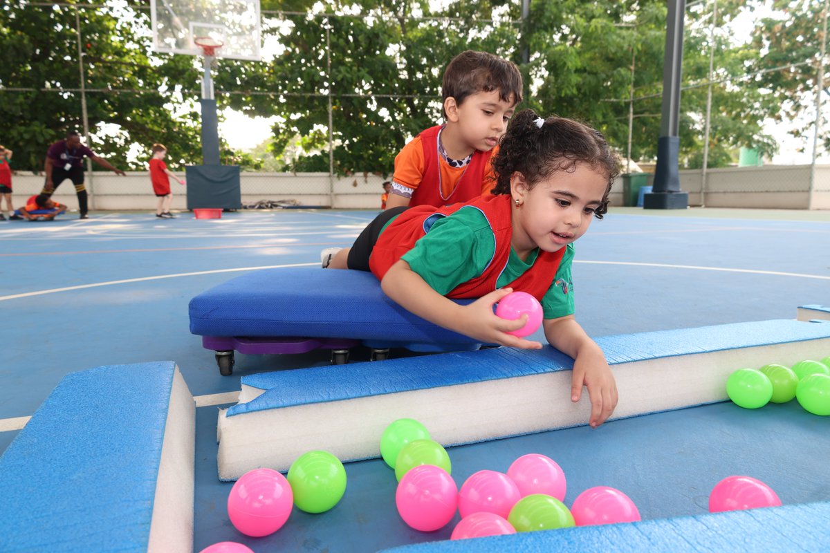 American International School of Lagos tweet media