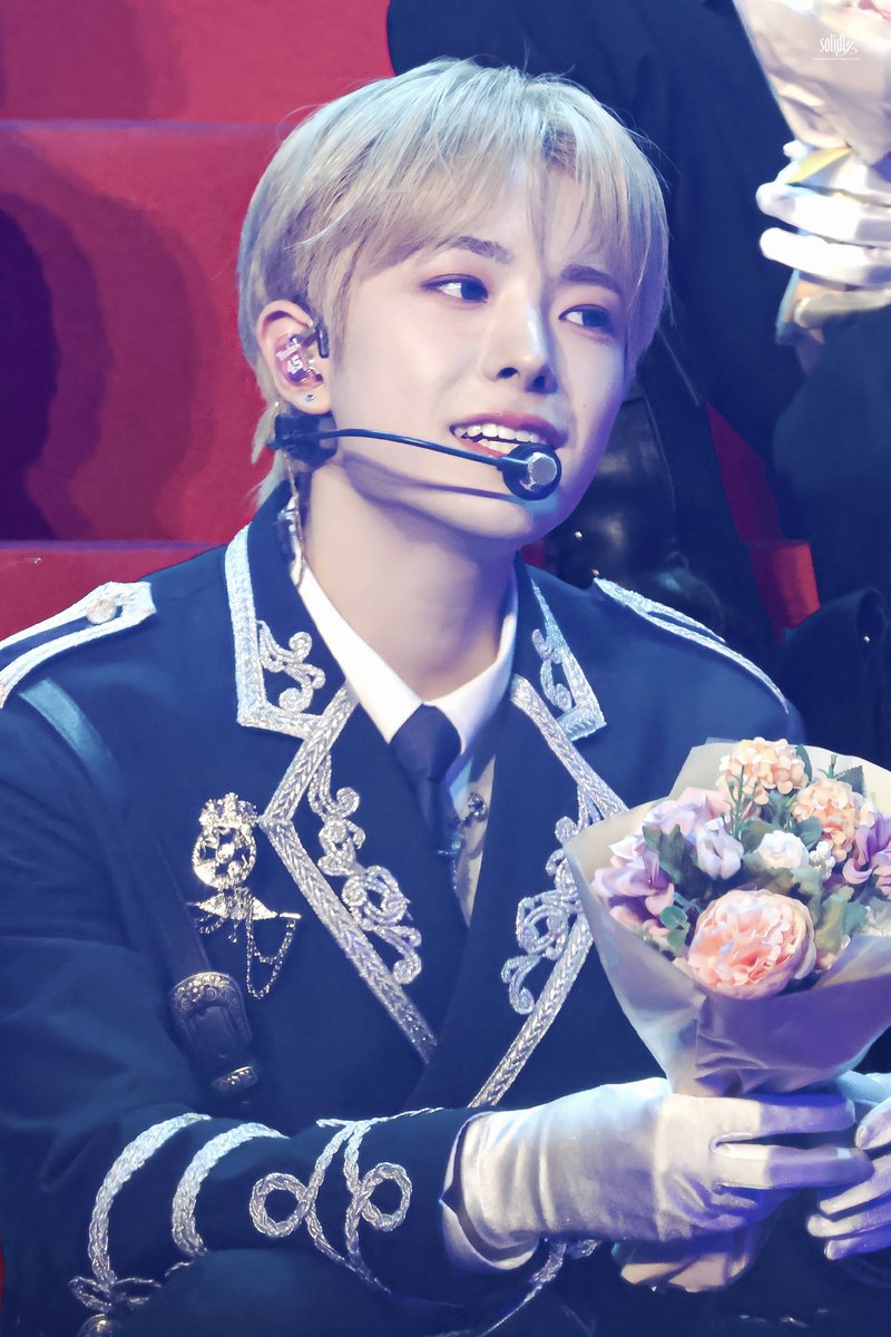 𝘴𝘰𝘭𝘪𝘥𝘭𝘺 tweet media