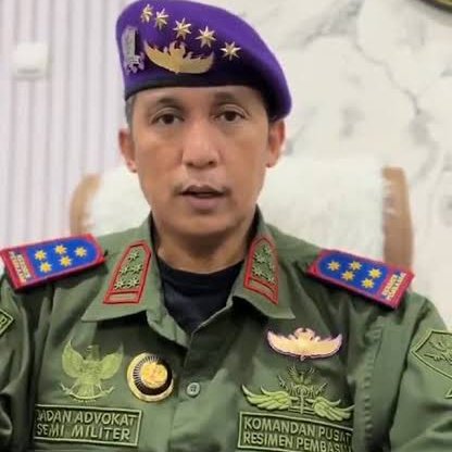 Indonesian Poop Base tweet media