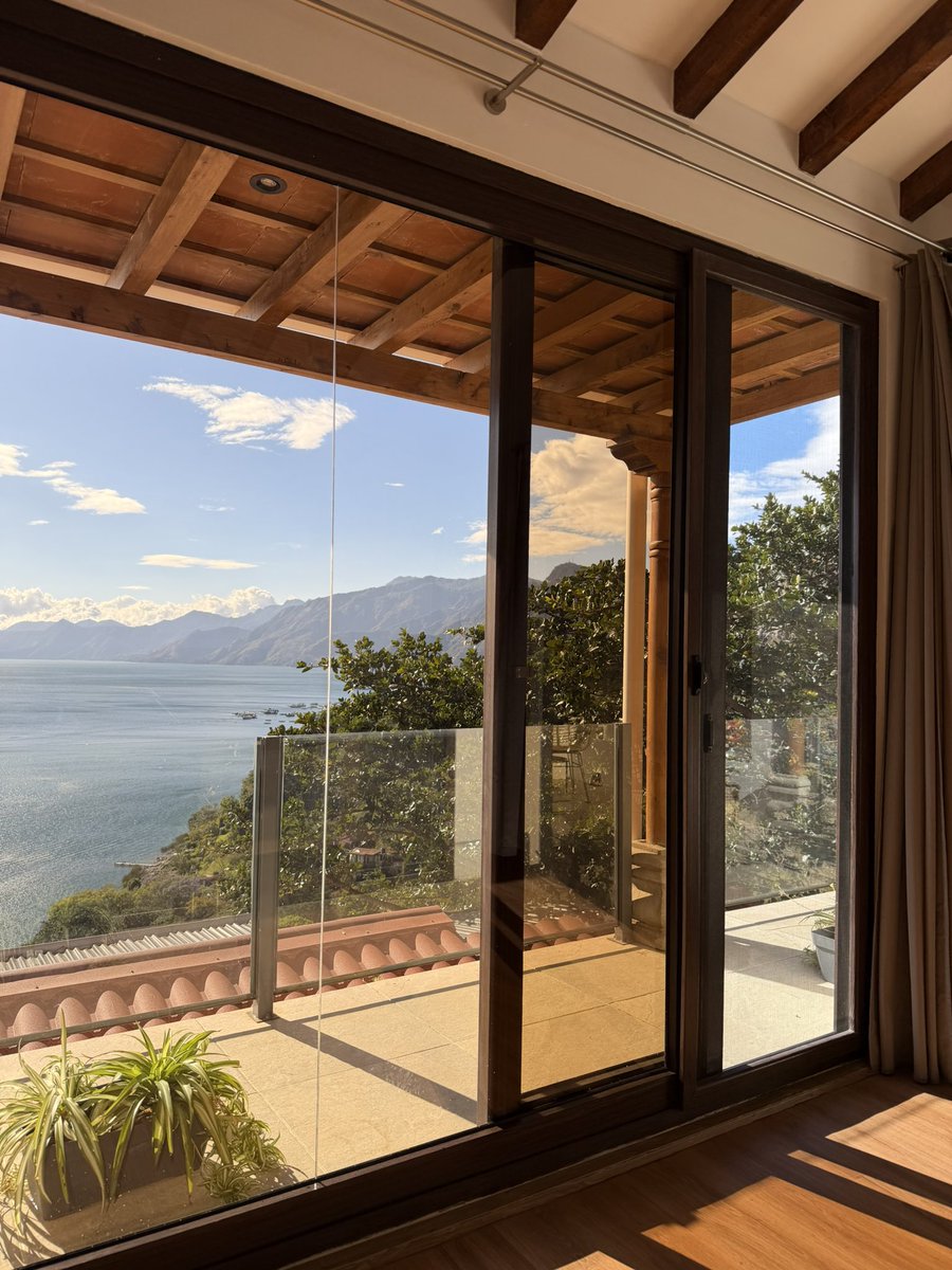 Stephanie Trebell UK UGC Creator tweet media