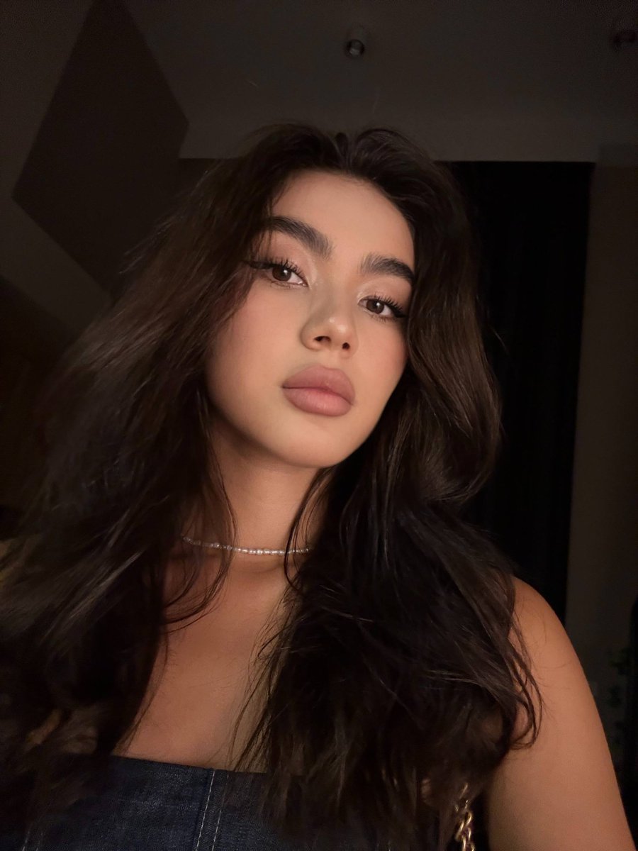 Goddess Mia tweet media