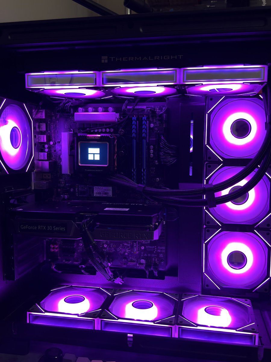 Yazan Bin Khalid tweet media