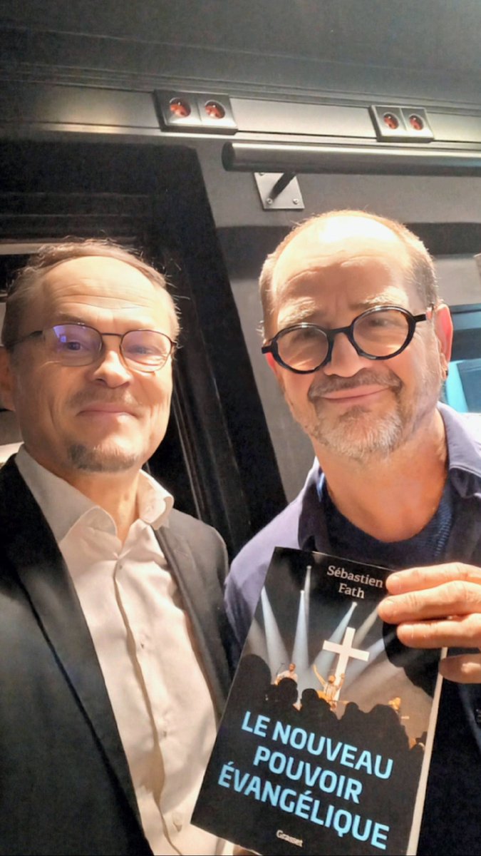 Grand merci à <a href="/jlgadreau/">Jean-Luc Gadreau 🎙</a> et à son équipe pour l'accueil chaleureux reçu aujourd'hui à la Maison de la radio, pour une prochaine émission <a href="/SolaeFPF/">SOLAE RdvProtestant</a> autour du #NouveauPouvoirEvangelique
A suivre! 
#Protestantisme #Evangéliques