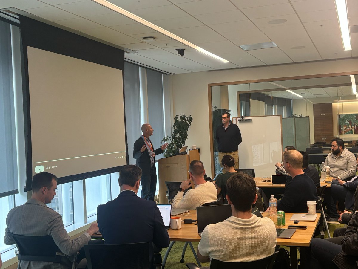 ThunderSF tweet media