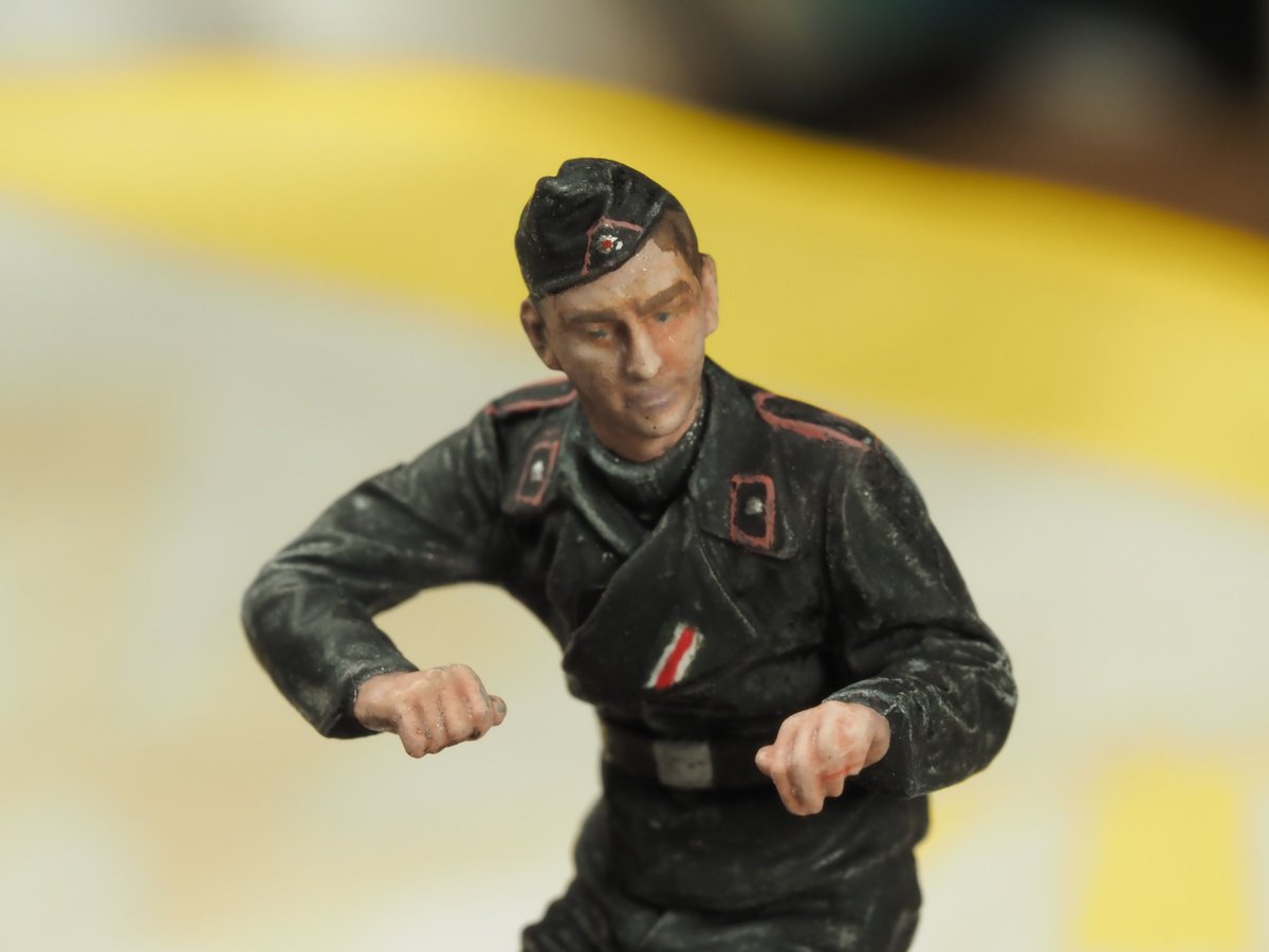 orange_page tweet media