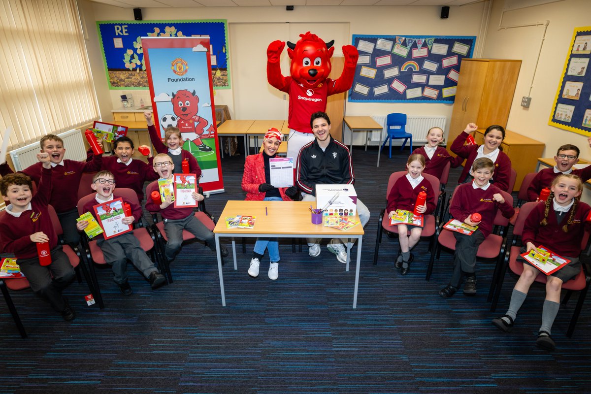 National Literacy Trust tweet media