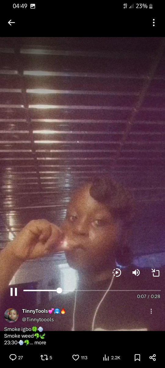Tinnytoools's tweet photo. @ewesboywisdom Smoke some shiiii💨☘️ https://t.co/jyJq3pR42H