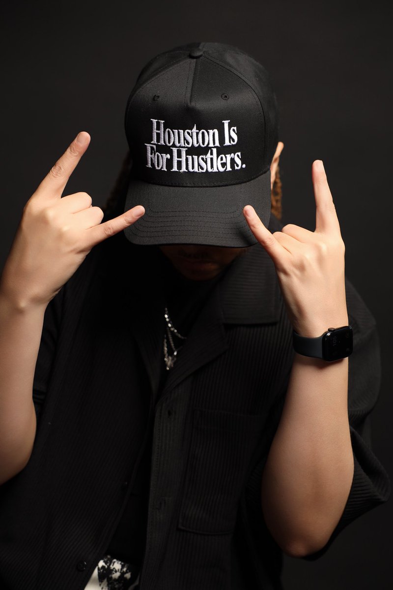 k a r y. tweet media