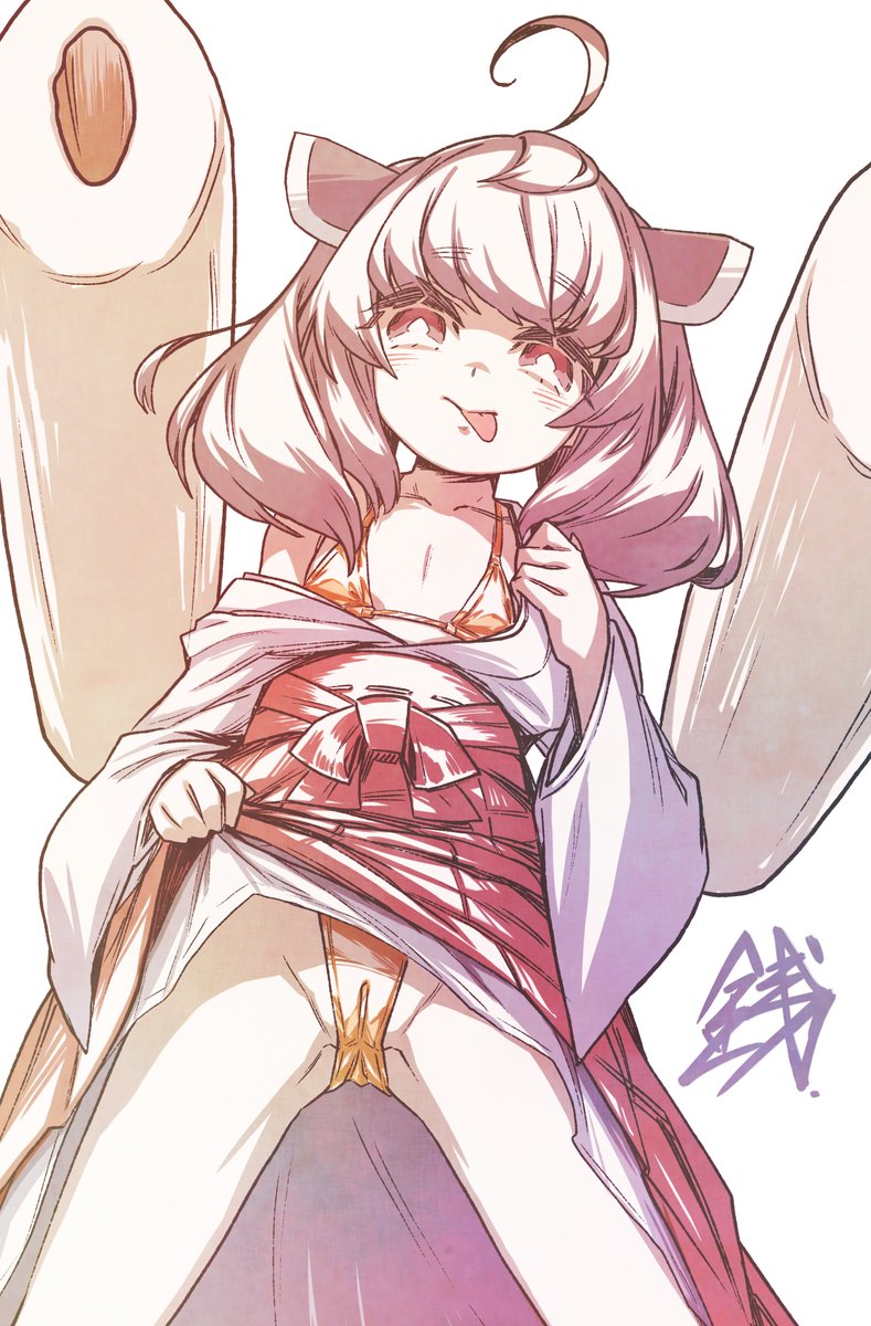 きりたん✨キラキラ✨金ビキニ! 昨日、巫女の日だったんだ……( ˘ω˘ )スヤァ 