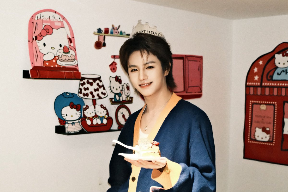 LEV_Official_'s tweet photo. #LEV #레비 #レビ
#WANGZIHAO #왕즈하오 #王子浩 #ズハオ https://t.co/p0eBR5OY9R
