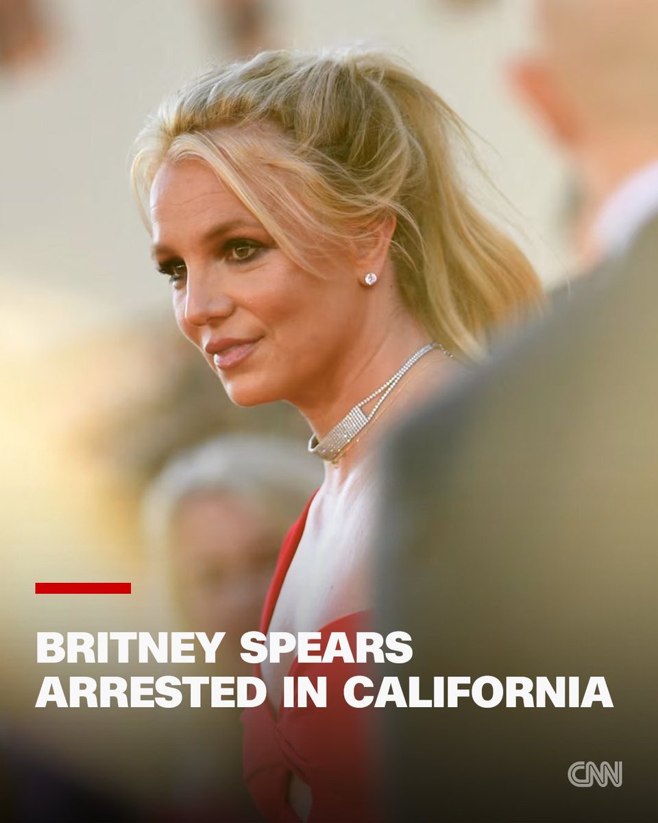 CNN Breaking News tweet media