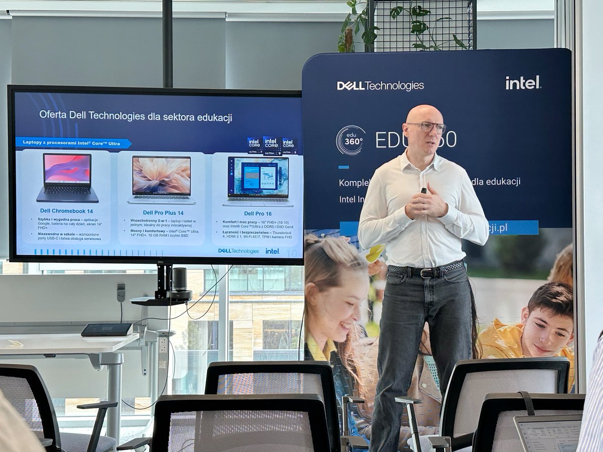 mscloud20's tweet photo. At @DellTech for the #EDU360 meeting! 🎓 Intensive day: edu portfolio analysis, school tech trends &amp; marketing planning.
#MScloud #DellTechnologies #DigitalEducation #Partnership https://t.co/KmY1jUCRZA