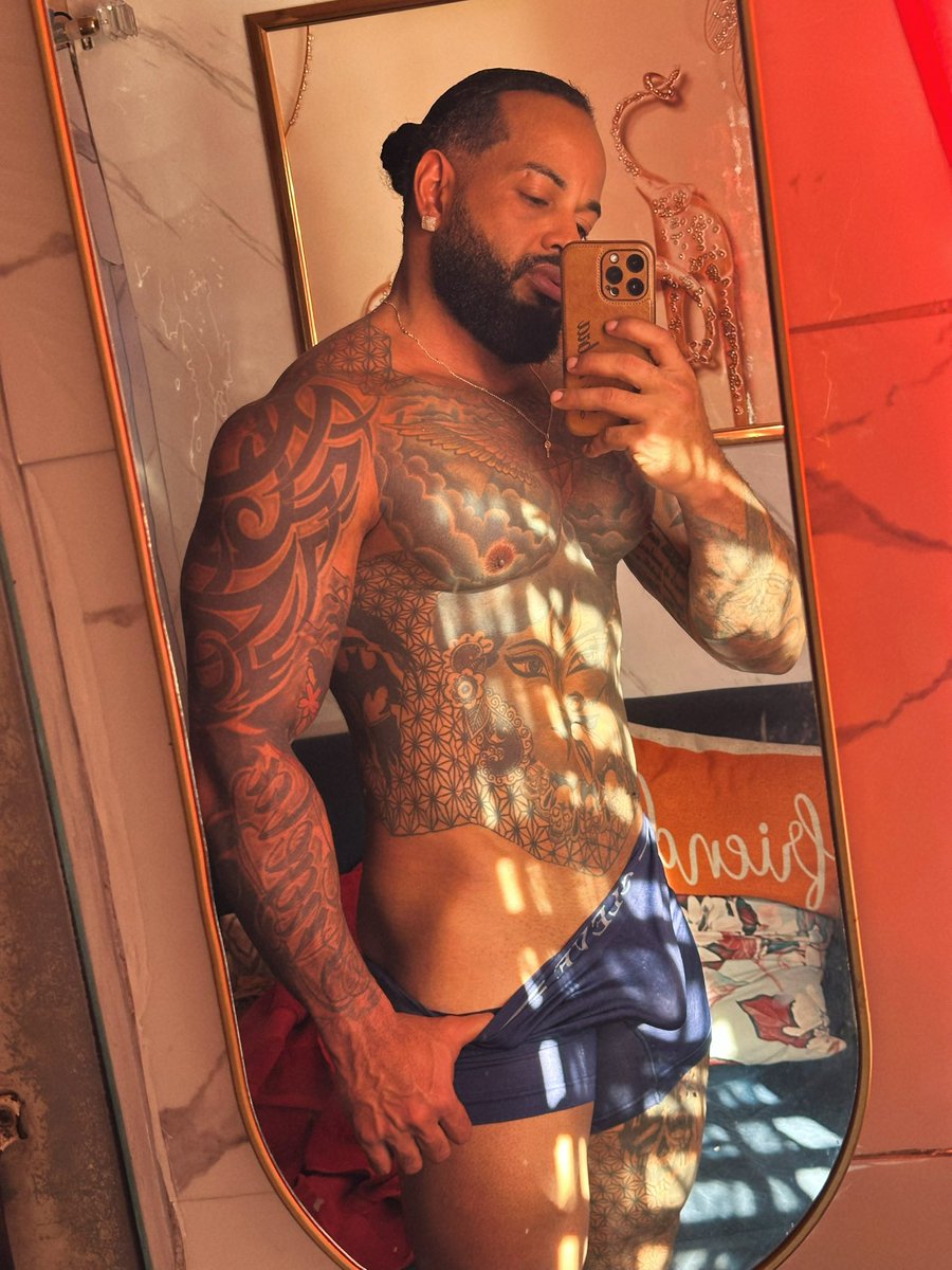 Yan carlos tweet media