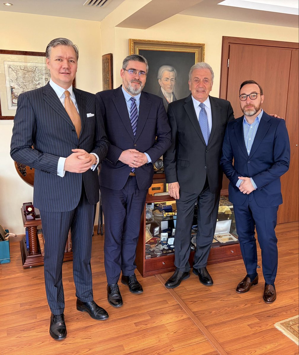 Dimitris Avramopoulos tweet media