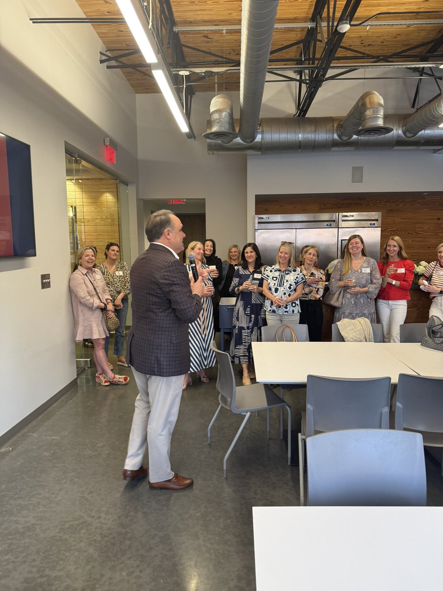 It was an incredible evening in Gainesville with our Women for Sam coalition!