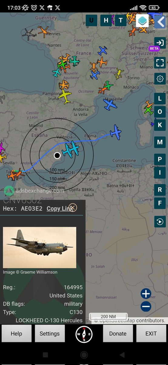 RAMIROJOSE76's tweet photo. @todoesmentiratv  . No son dos aviones los que han salido. Son tres https://t.co/t7NtHXUQRe