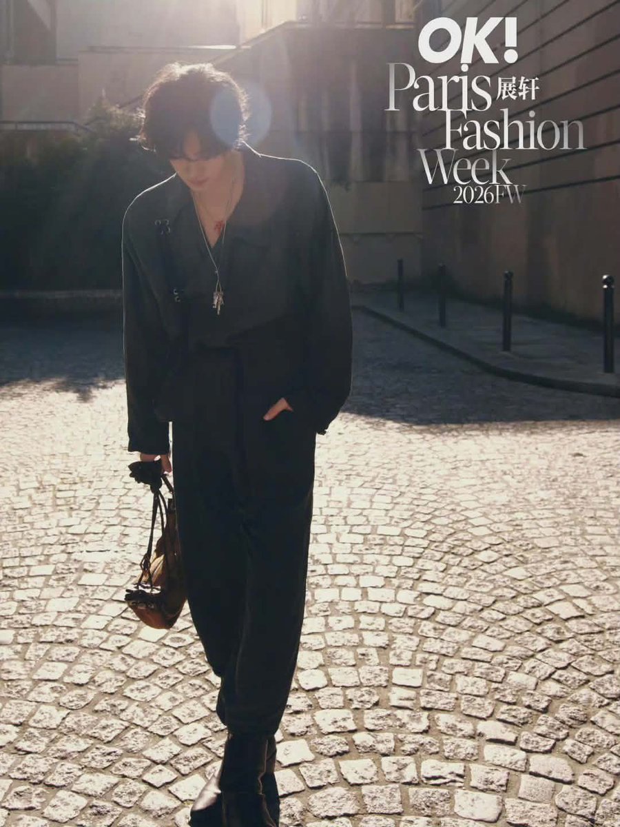 HienTsunami's tweet photo. Zhan Xuan's journey to PFW26 is epic. Mixing cultures with Isabel Marant – pure artistry. Excited for the photos!#ZhanXuanPFW26
#ZhanXuanxIsabelMarantFW26
#IsabelMarantFW26 https://t.co/m9ydzfe2oq