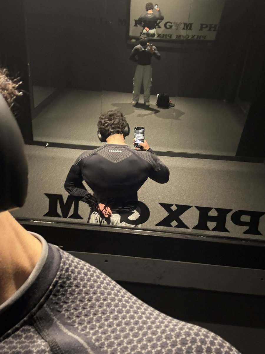 parsa 𒉭 tweet media