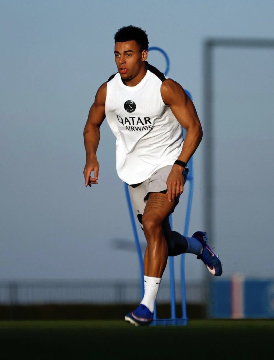 ❤️💙 tweet media