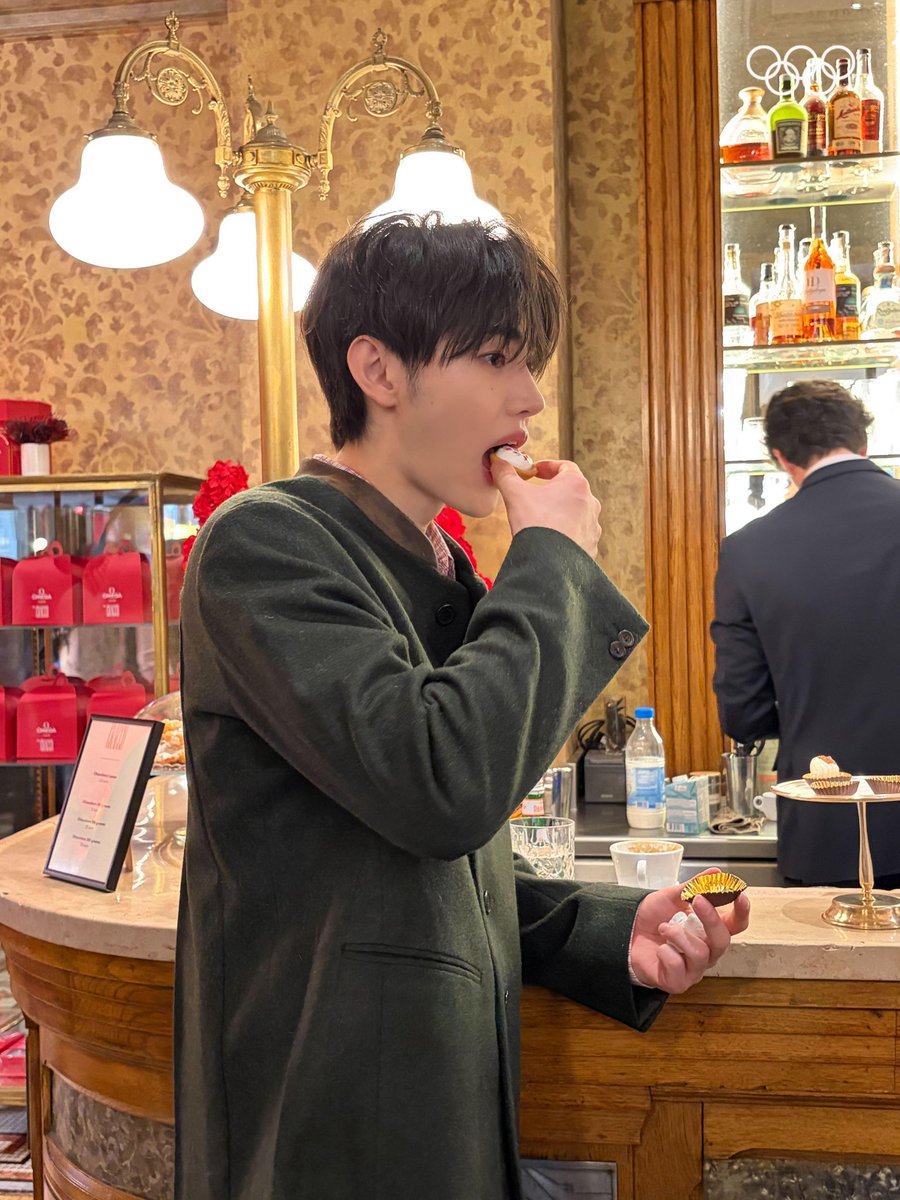 sunghoon. tweet media