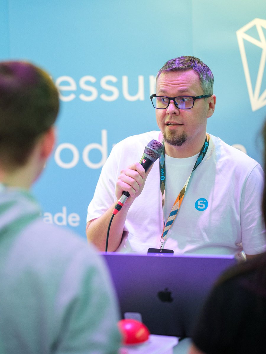 byte5 GmbH tweet media