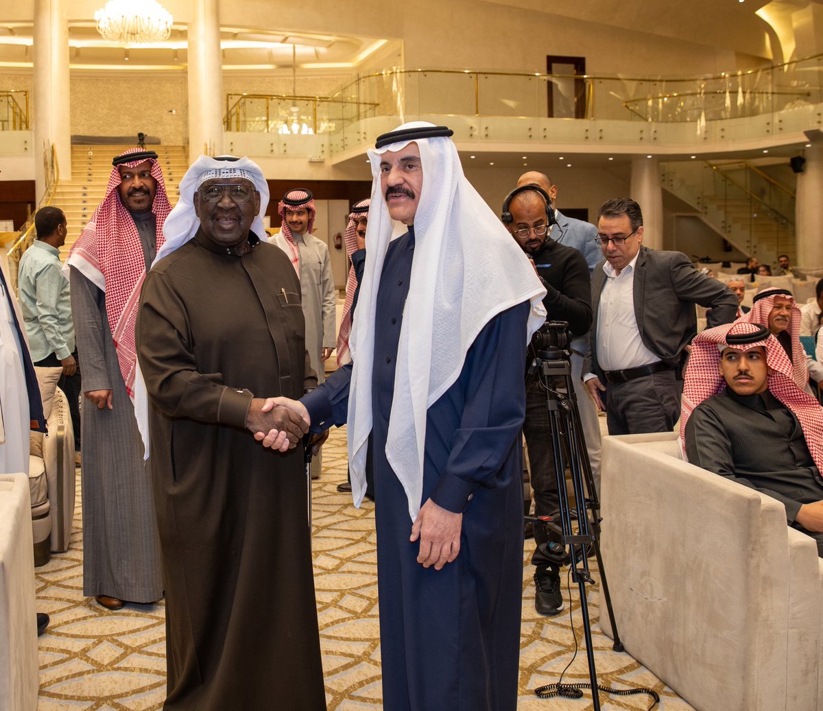 الشركة الحديثة للتكنولوجيا tweet media