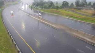 TrafficSA's tweet image. KZN - N3 Highway:  #RAIN Pietermaritzburg / Durban 
#SlowDown  #DriveSafe