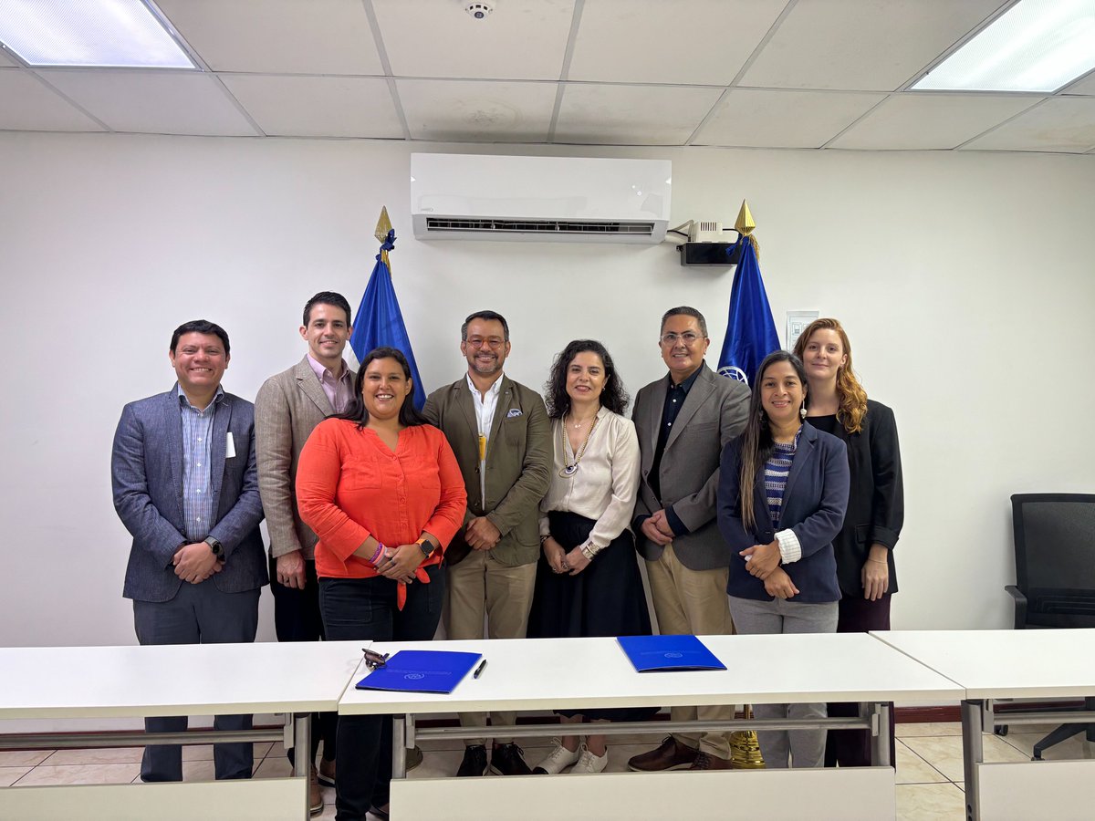 OIM El Salvador tweet media