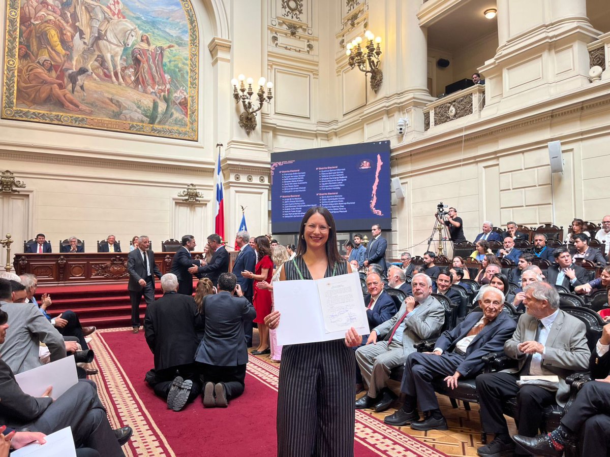 moisesscherman's tweet photo. Oficial 💯 

¡ @IraciHassler proclamada como Diputada de la República por el #Distrito10! 👊✊ https://t.co/4mEuoEhgN8