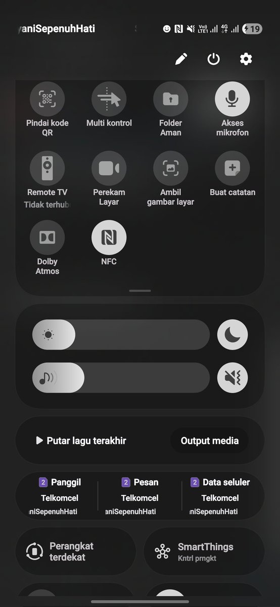 dabluedrum's tweet photo. @mulgogiye @bebasnie @tanyarlfes mjb, aku juga a24 aku udah otak atik settingan emang gk ada di tipe ini, jadi kita harus download aplikasi lagi, semua aplikasi screen record sama ko, nanti kalo udah di download muncul fitur nya https://t.co/XPU6pvmfbs
