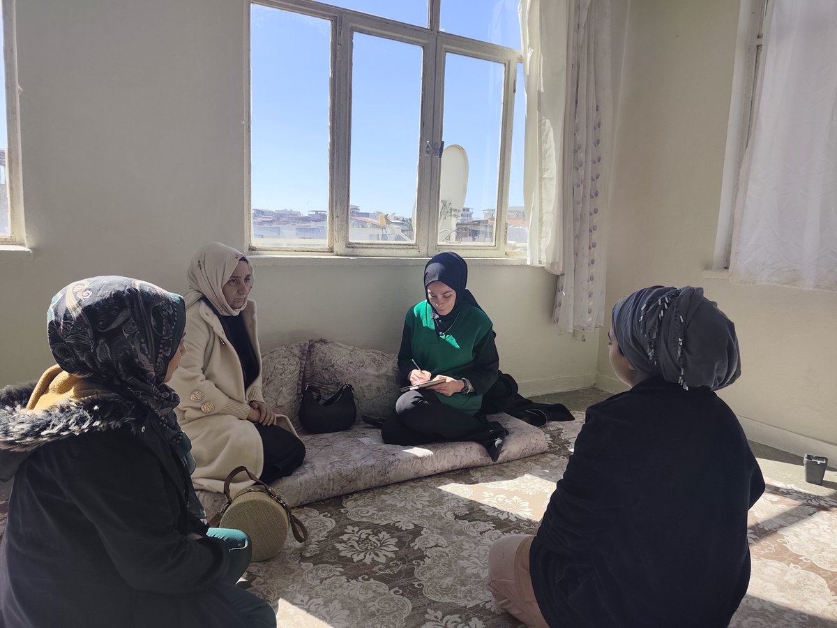 🌙Ramazan Paylaşmaktır;

Sevgi paylaşıldıkça çoğalır✨

Kadın Kolları Başkanımız Sn. Esra Karadaş, yönetim kurulu üyelerimiz ile birlikte hane ziyaretleri yapmaya devam ediyor.

#ramazanbereketi #RamazanRuhunuYaşat