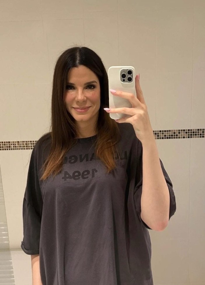 Sandra bullock tweet media