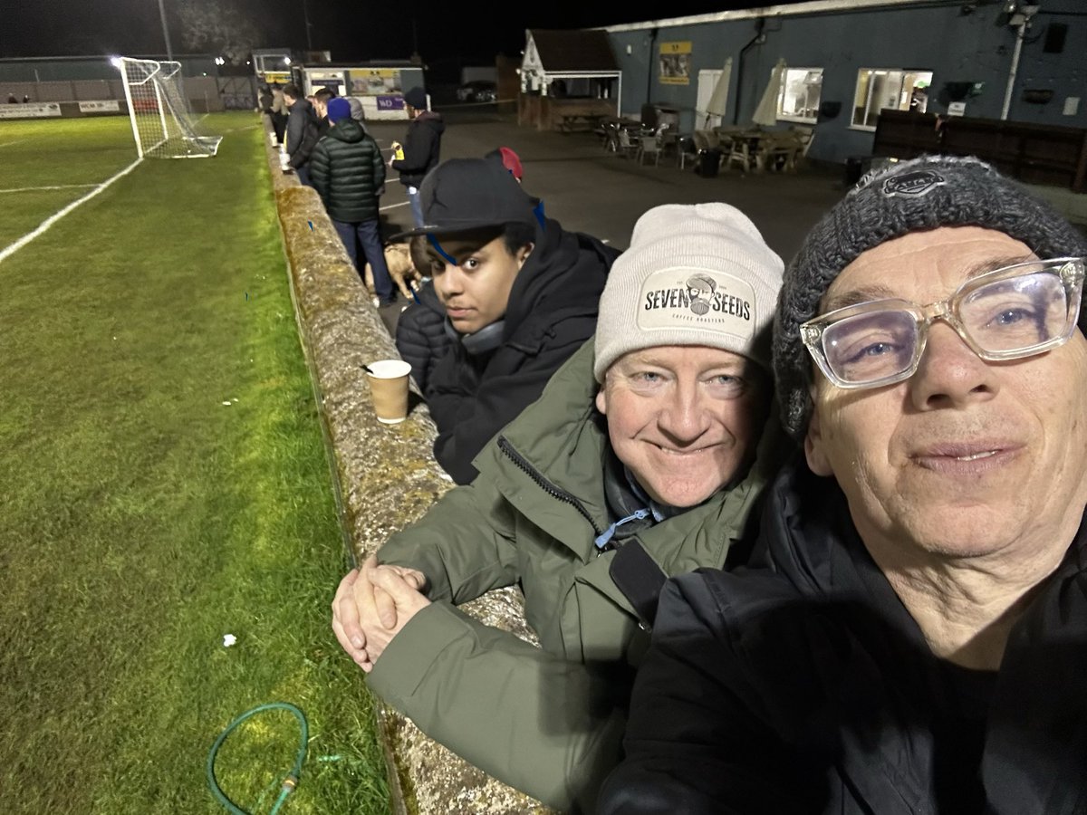 Aaron charles Walton tweet media