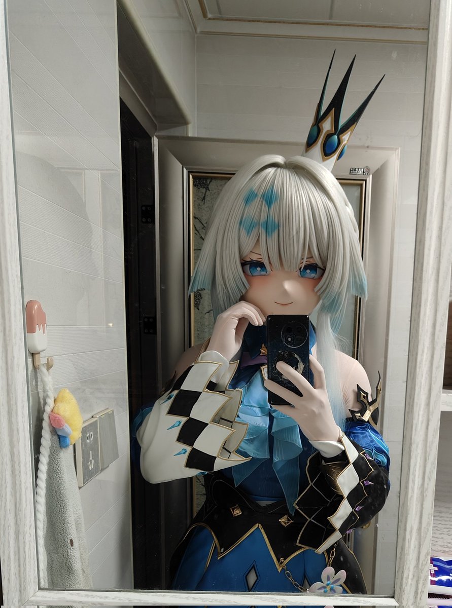 WilksFI's tweet photo. 太好了，家里请到高人了
#刻律德菈 #kigurumi https://t.co/fgf7VGFK3E