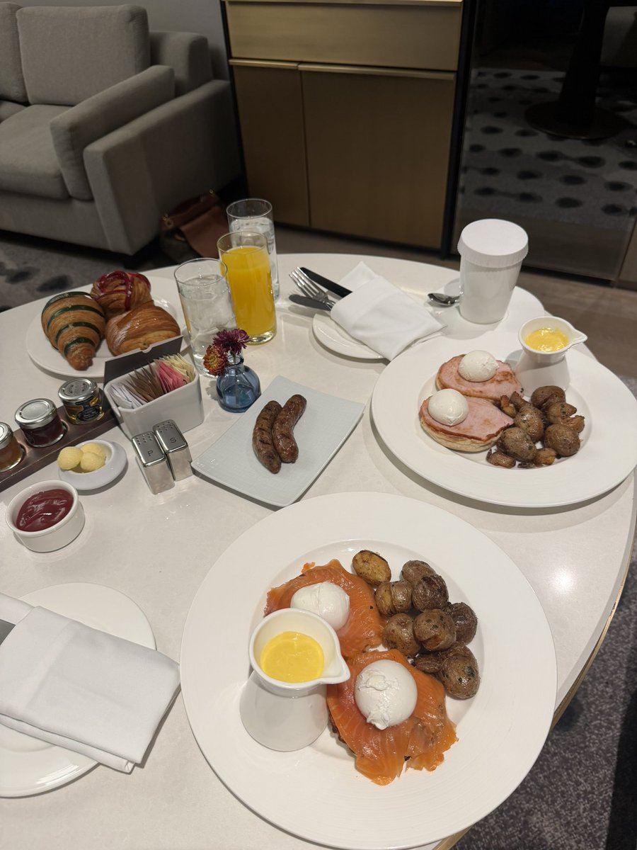 Coops🌚 tweet media