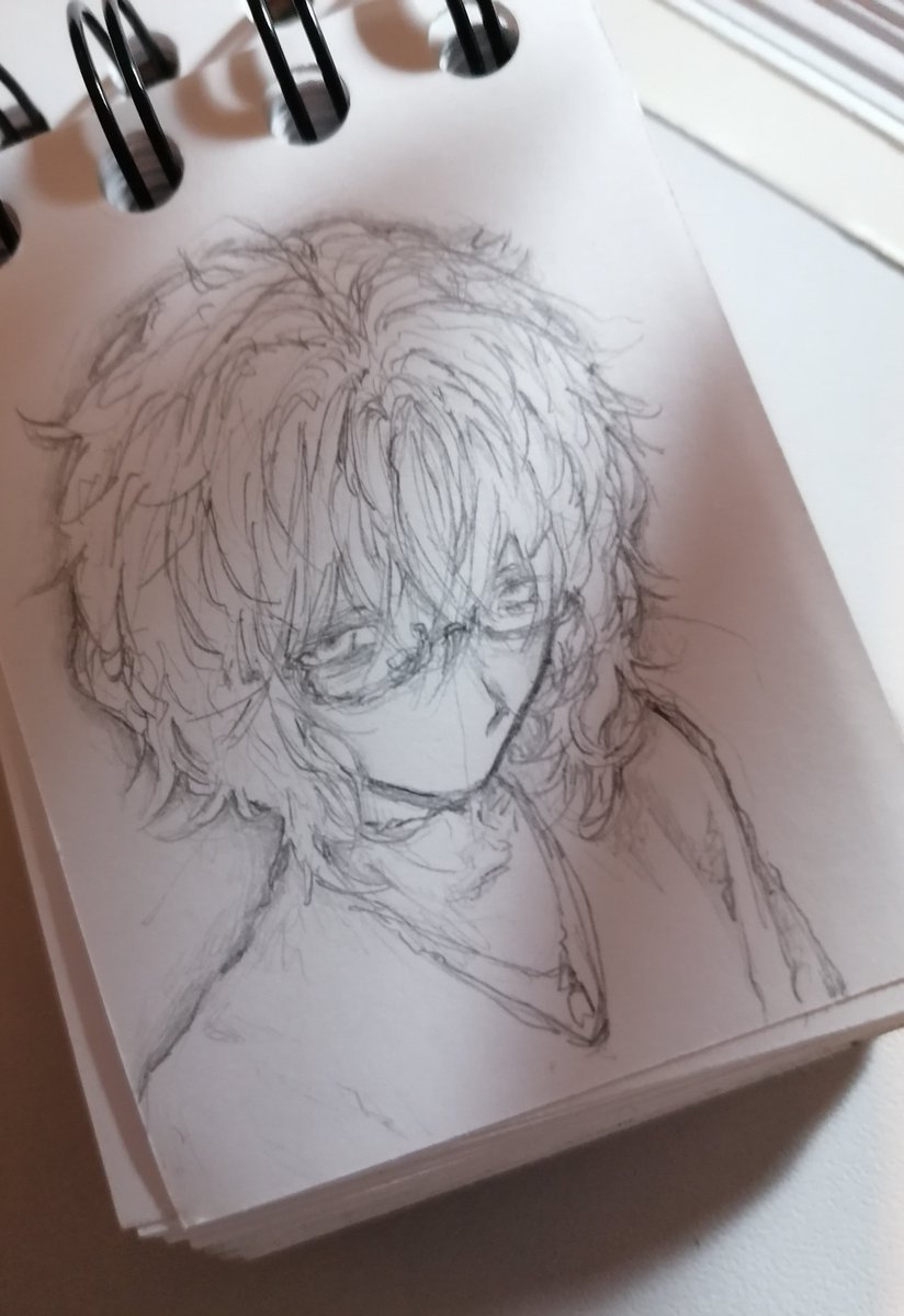 𝖽𝖾𝖺𝗋𝖾𝖽 𝖼𝗁𝖺𝗂𝗇 tweet media