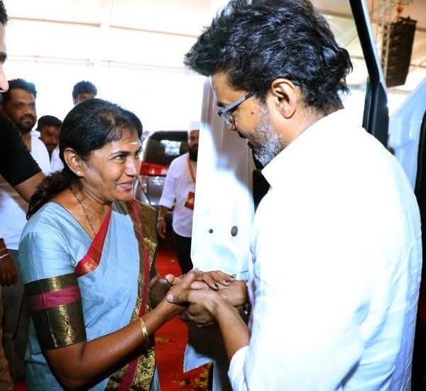 தளபதிநசுருதீன் த.வெ.க🌟 tweet media