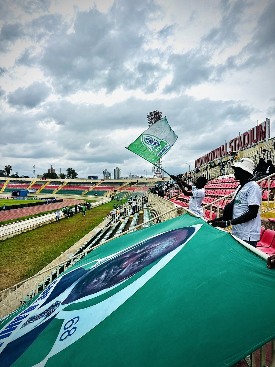 Slumphotography tweet media