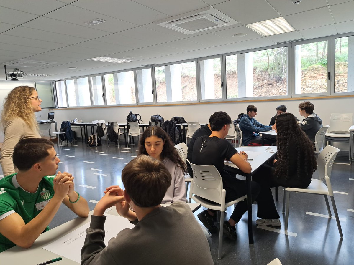 SmartPoqueira UGR tweet media