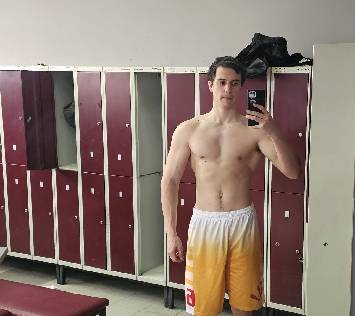 sora/ (blkn/acc) tweet media