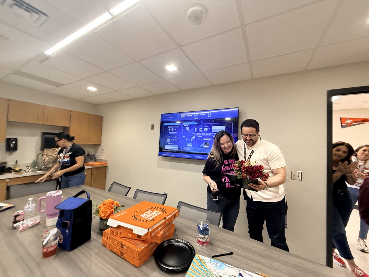 Daniel Medina tweet media