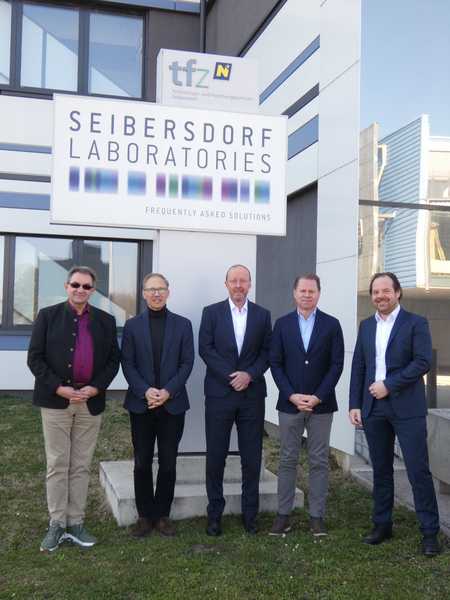 nadaaustria tweet media