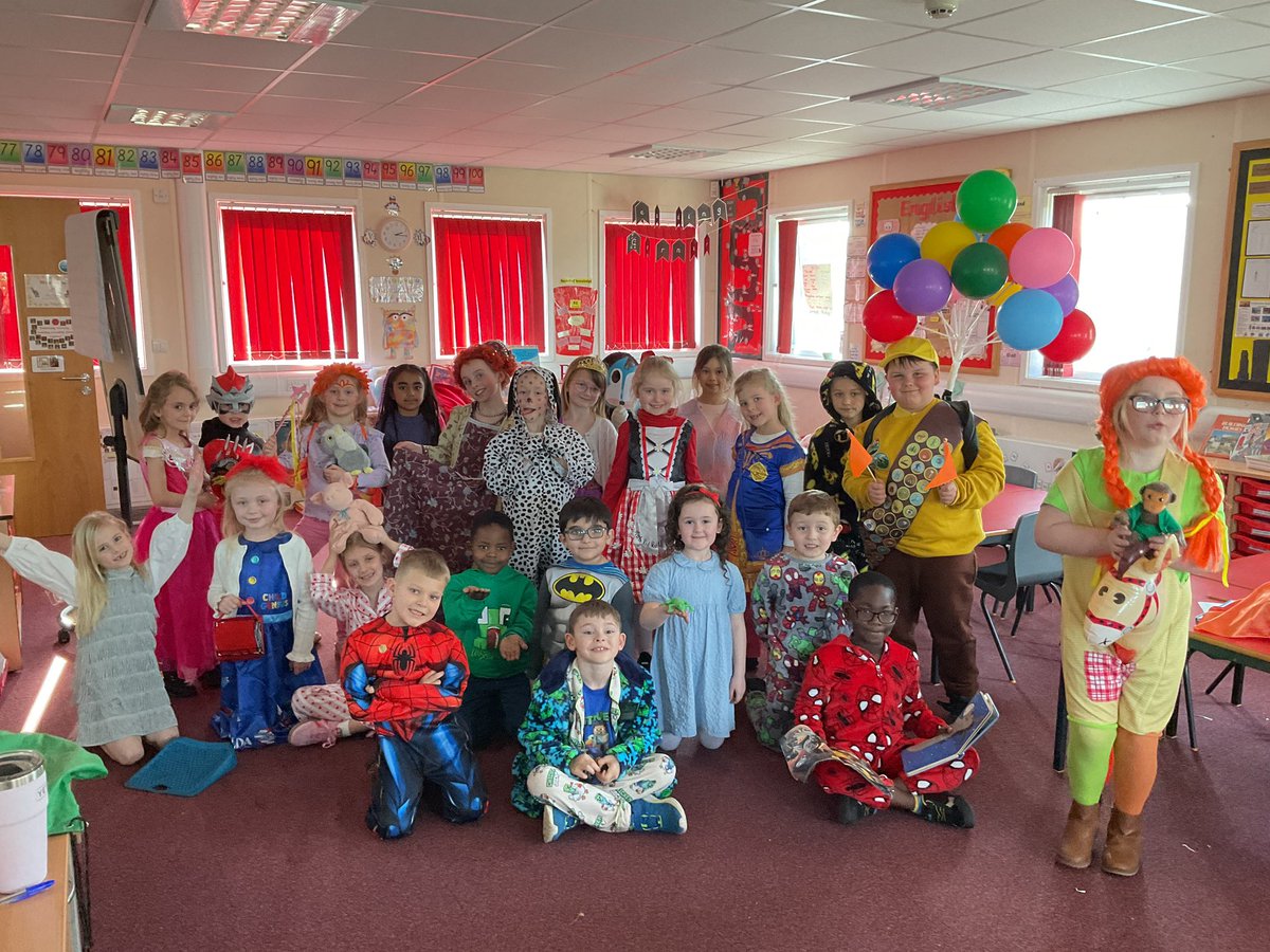 Miss Pulleyn tweet media