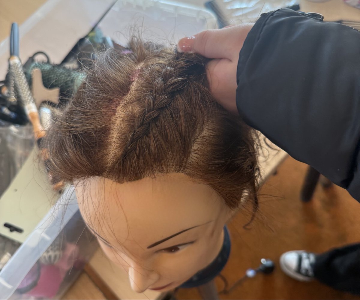 educ8 group tweet media