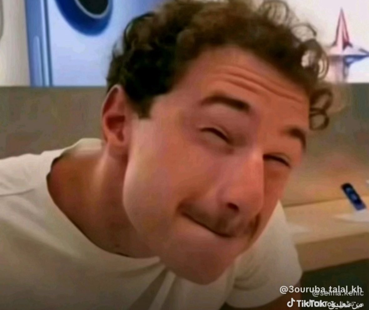 FATMA 🇴🇲 tweet media