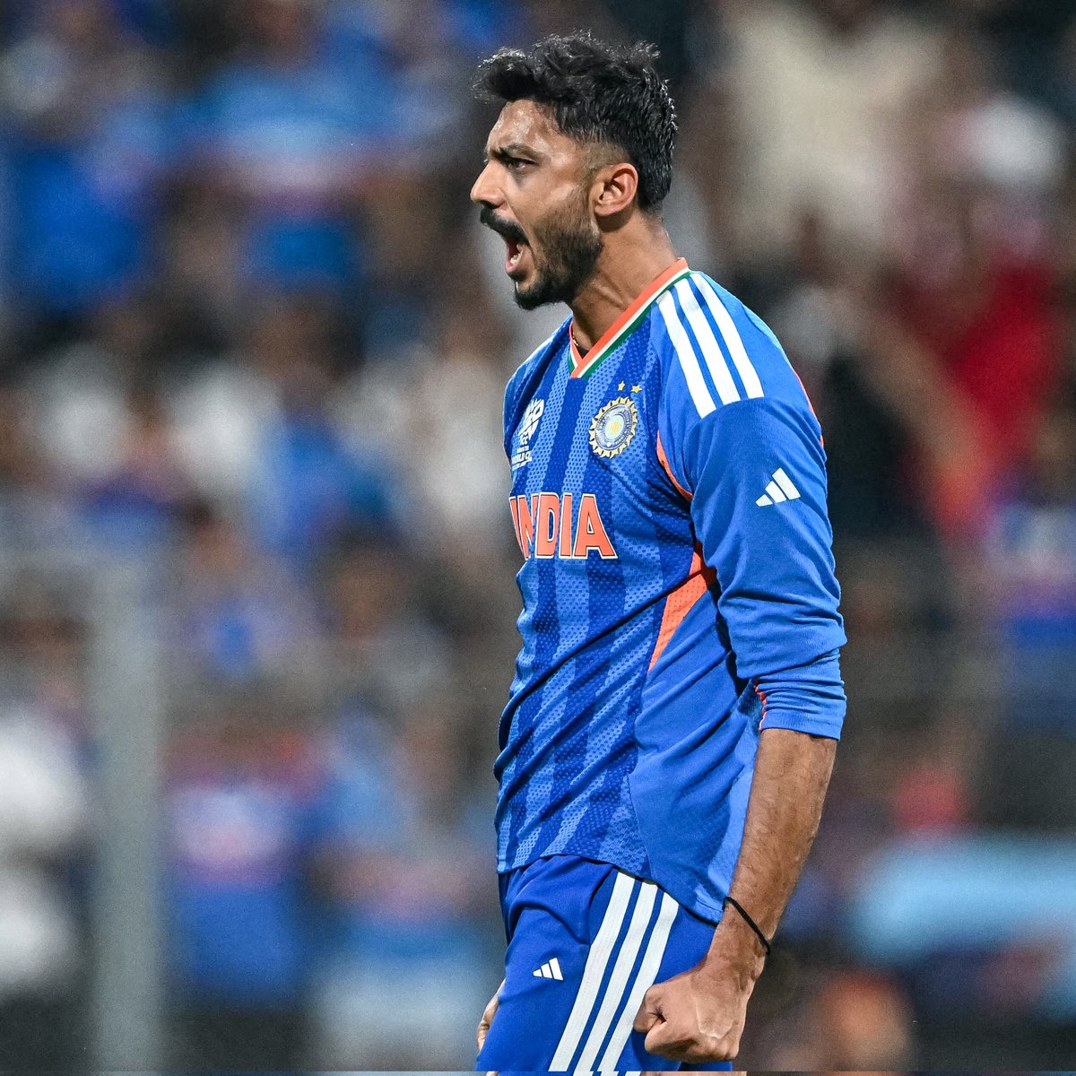 TheLaibaKhan's tweet image. Axar Patel , magnificent !!! 🔥🔥

#INDvsENG #INDvENG #ENGvIND #ENGvsIND #T20WorldCup #T20WorldCup2026 #Semifinal