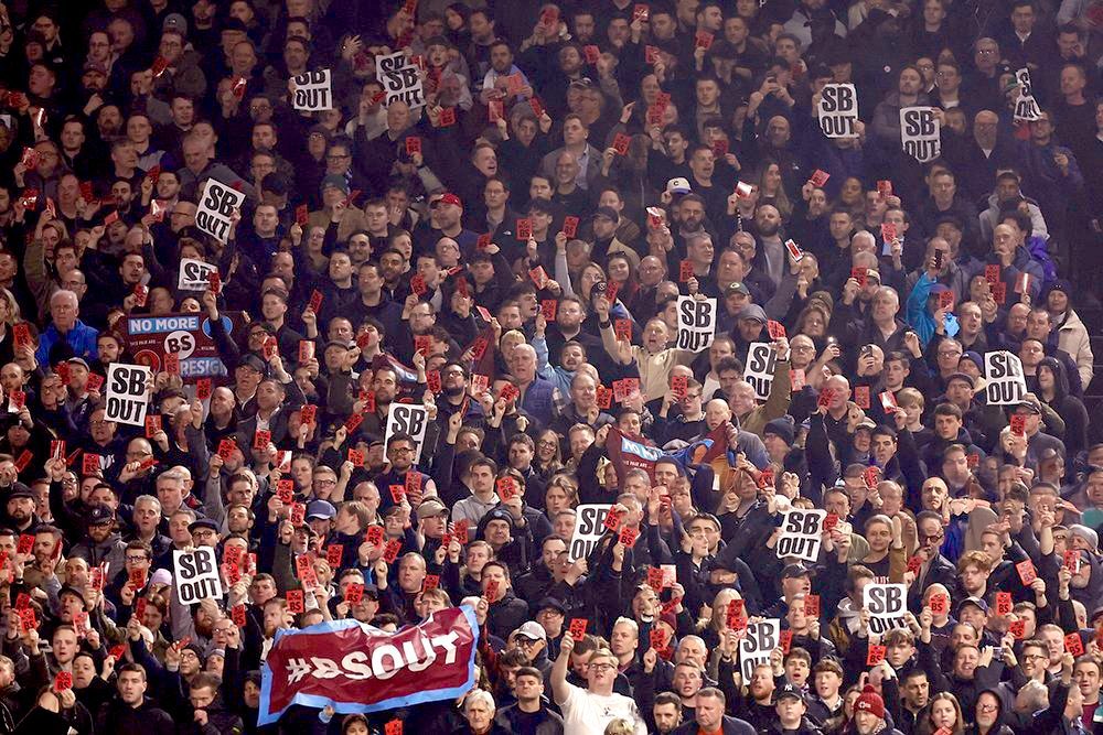 Kayron27's tweet image. Sack the board. #SBOUT