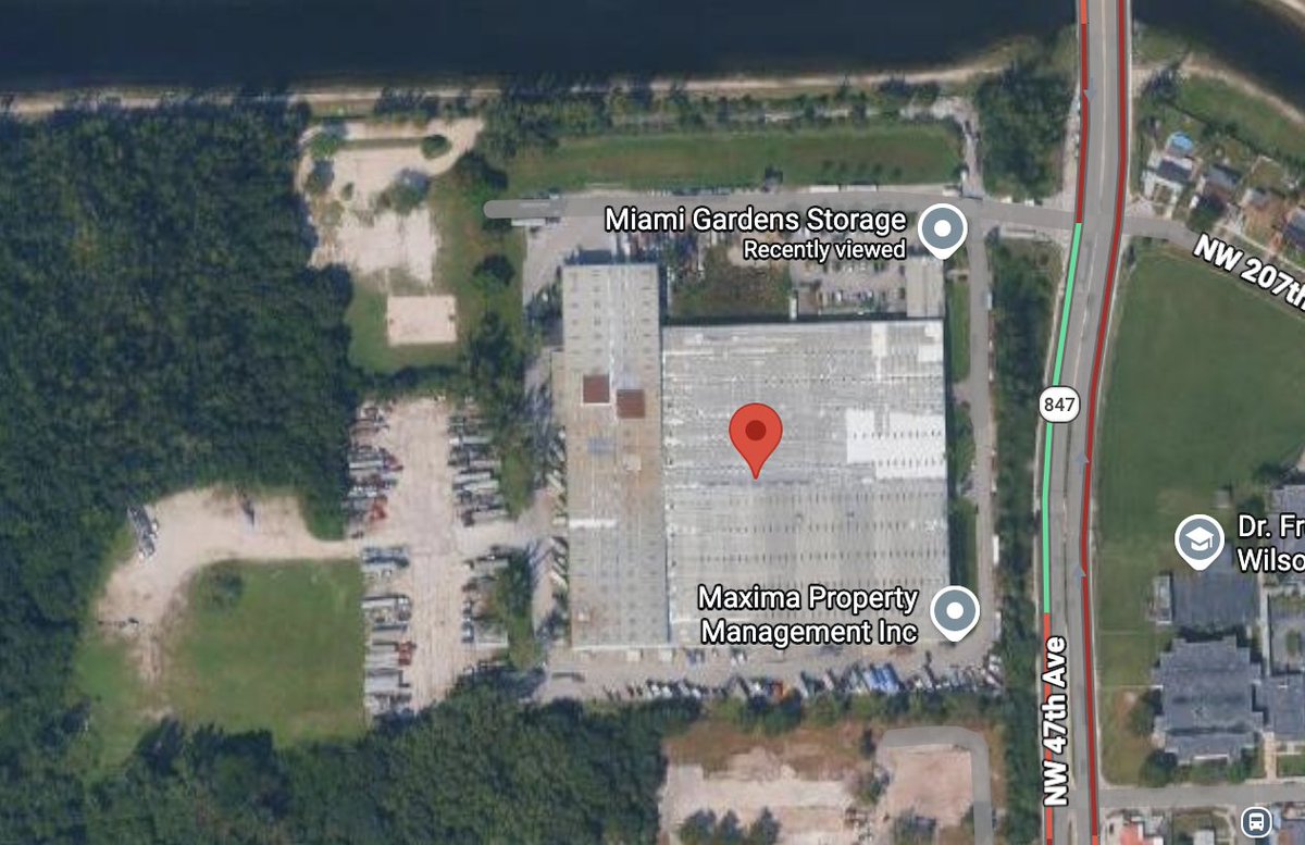 LiveCamChaser tweet media