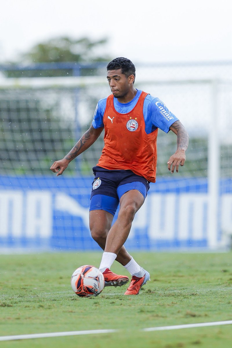 Sem muitas novidades pro Bavi. 

David e Michel estão em reta final de transição. 

Gilberto, Kanu e Ruan ainda se recuperam. 

Caio fez um trabalho no campo e outro na academia, provável desfalque. 

Furquim que tá de volta da Seleção Sub-17 e deve tá na relação.